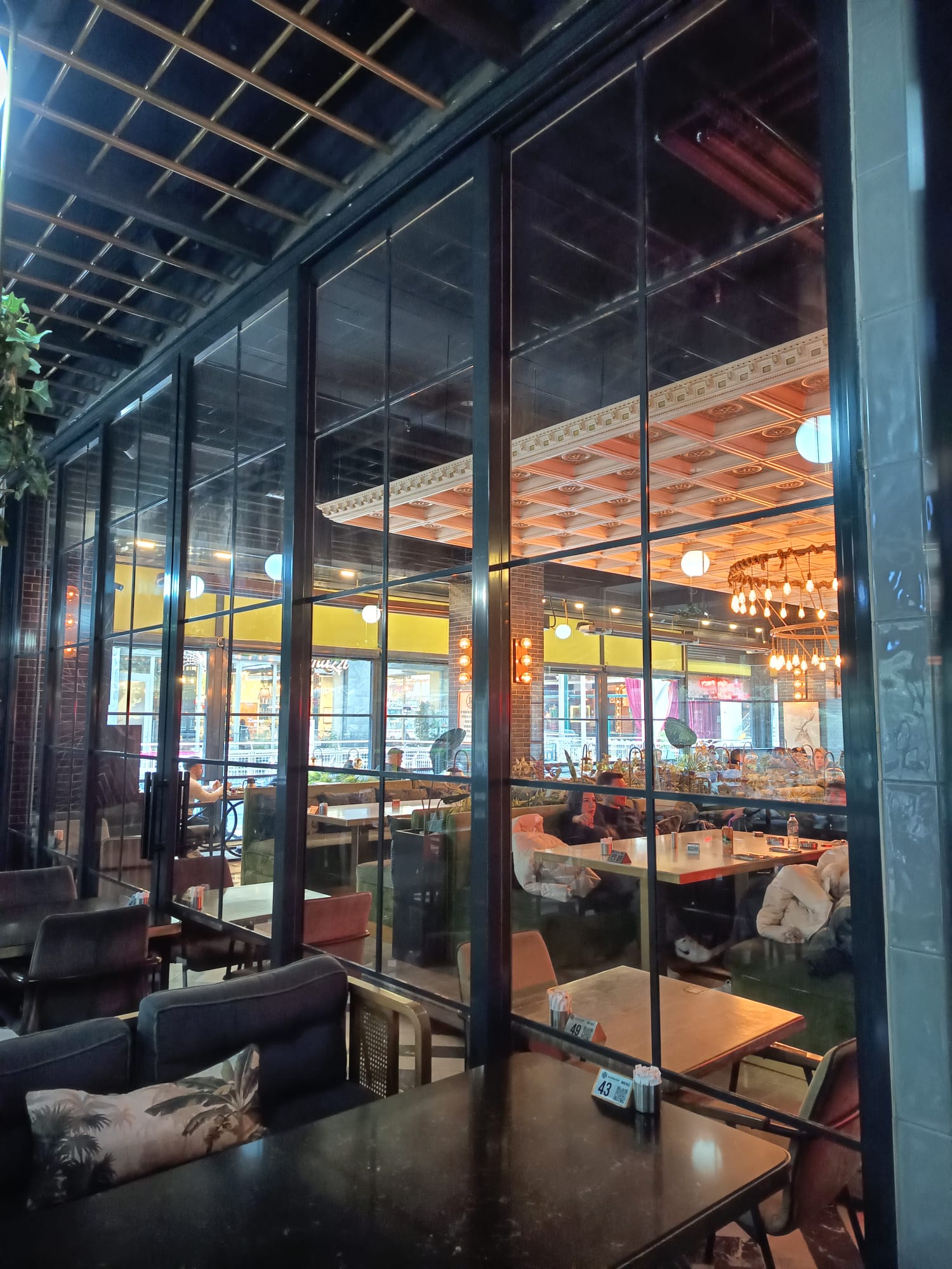 Harmoni Lounge referans 2